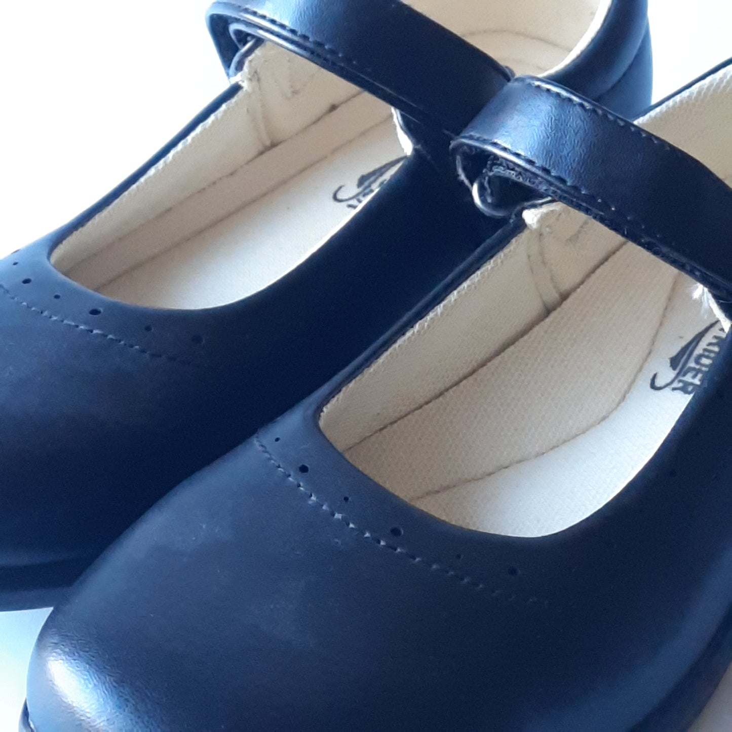 Girls Black Easy Strider Mary Jane Shoes Size 3 NWOT