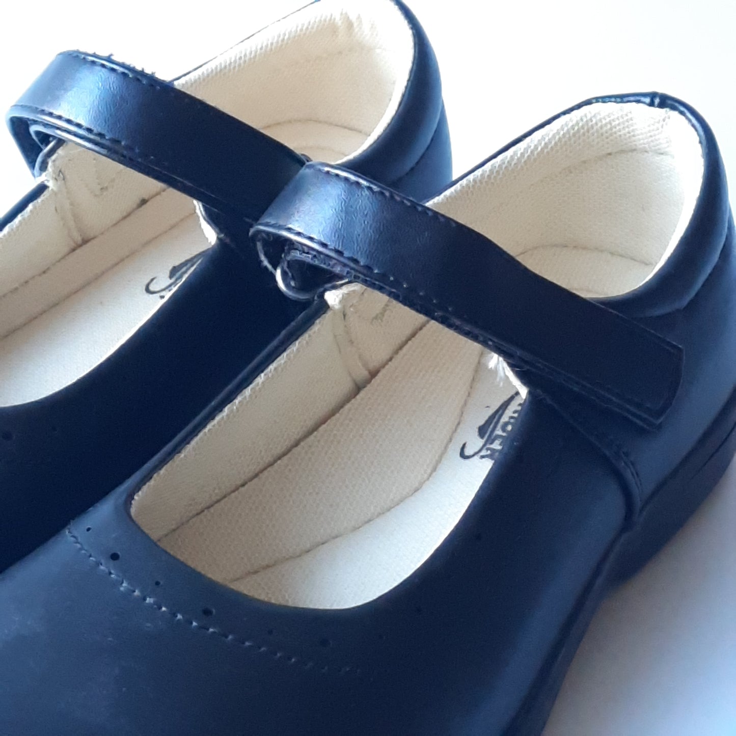 Girls Black Easy Strider Mary Jane Shoes Size 3 NWOT