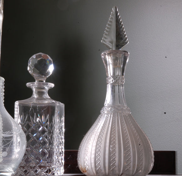 Vintage Crystal glass decanter with pointed stopper/barware decor
