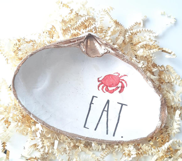 Clam Shell Art Eat Crab
