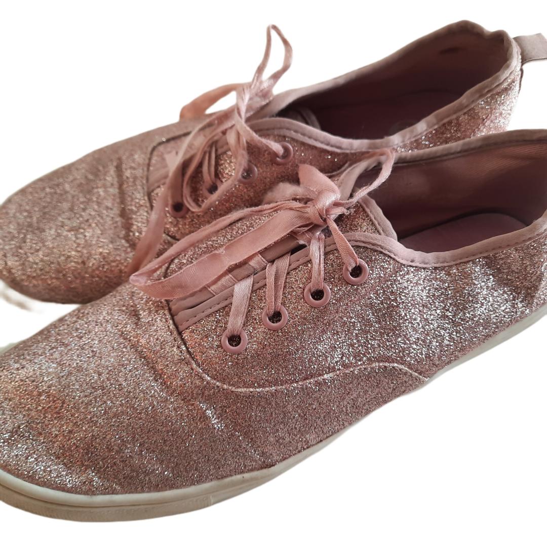 Ladies Pink Glitter Sneaker size 8