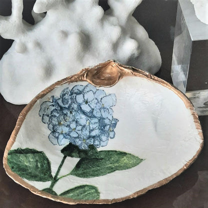 Clam Shell Art Hydrangea