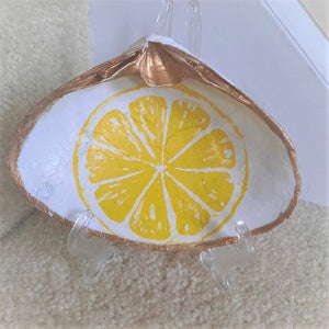 Clam Shell Art Lemon