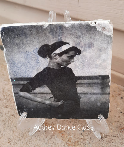 Tile Art "Audrey Dance Class"