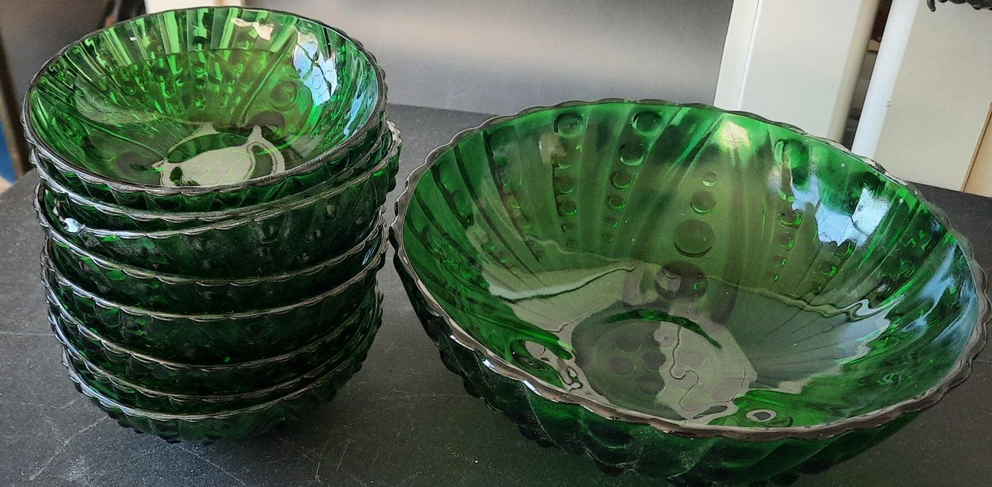 Anchor Hocking Vintage Emerald/Forest Green set Of Bowls