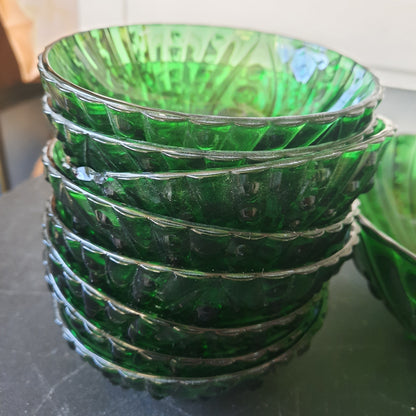 Anchor Hocking Vintage Emerald/Forest Green set Of Bowls