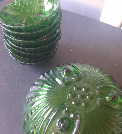 Anchor Hocking Vintage Emerald/Forest Green set Of Bowls