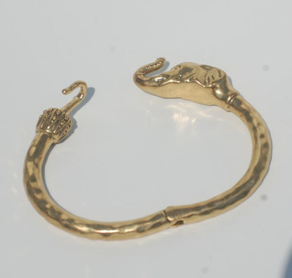 "LUCKY BRAND" Gold Toned Elephant Bangle Cuff Bracelet size 6 1/2" -7"