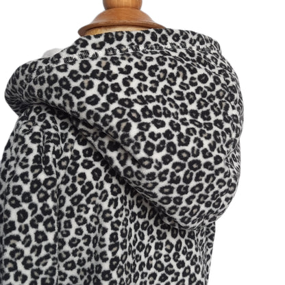 Carter's Pull Over Flease Leopard Print 5T.