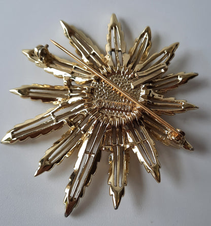 Vintage Gold Toned Sunflower /Broach/Pin/Pendant "Sarah Coventry"