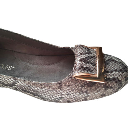 Aerosoles "Good Times" Faux Snake Flats Women's Size 7M