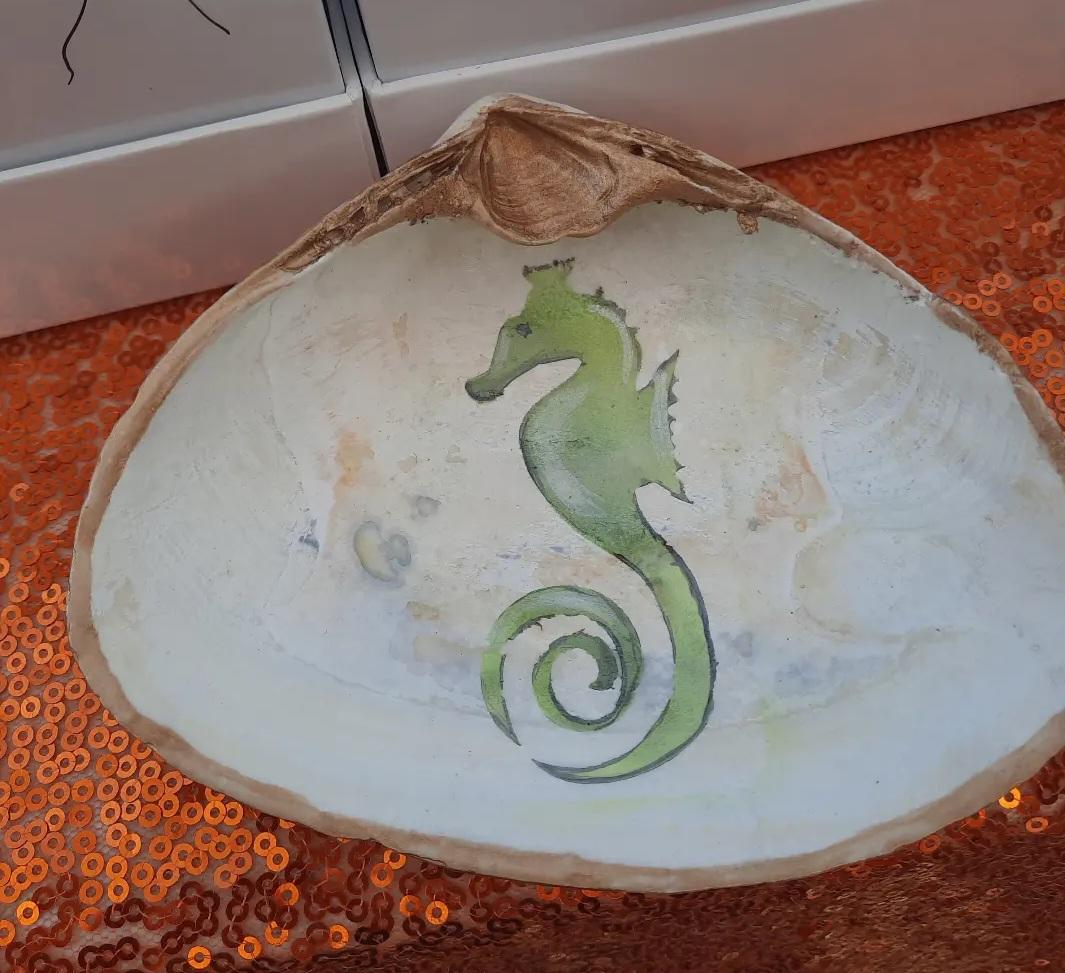 Clam Shell Art Green Sea Horse